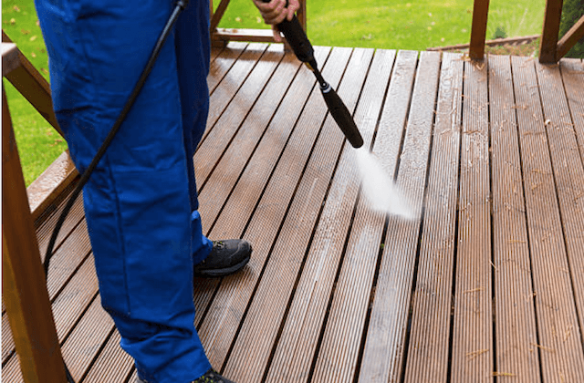 deck cleaning clearwater